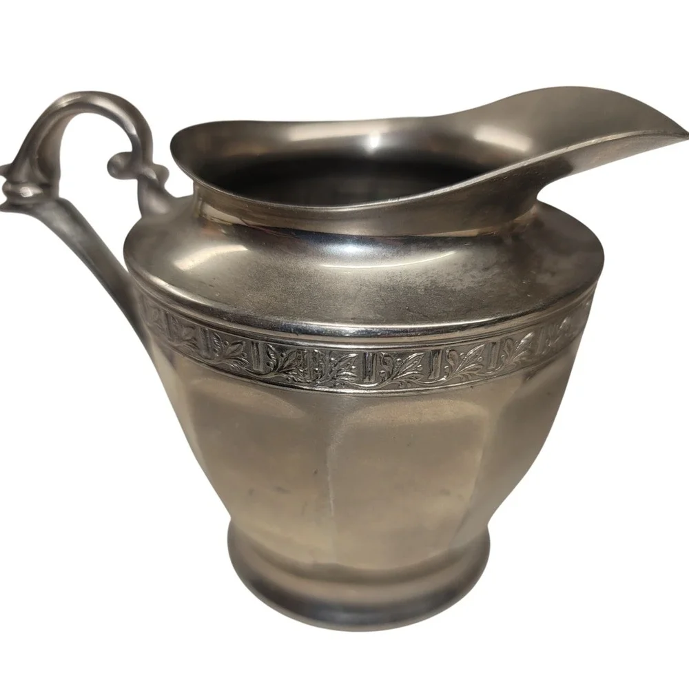 Vintage Wallingford Creamer and Sugar Bowl Set‎ Silver Plated Serving